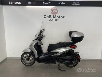 PIAGGIO BEVERLY 300 HPE