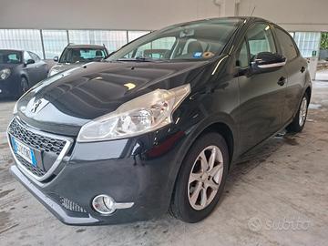 Peugeot 208 1.2 DA NEOPATENTATI / CINGHIA FATTA / 