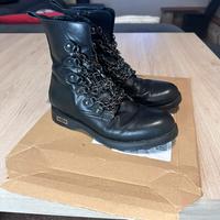 Anfibi Cult in pelle stivaletti