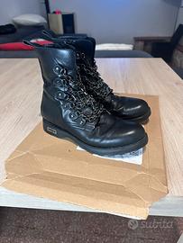 Anfibi Cult in pelle stivaletti