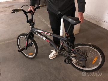 Bicicletta BMX