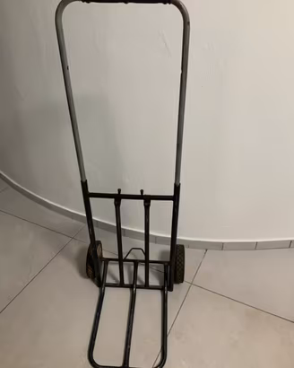 Carrello porta pacchi