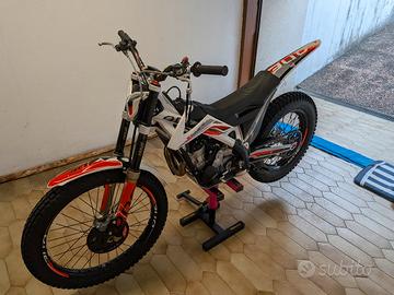 TRS XTRACK ONE 250 2T A.E. 2025