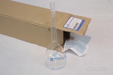 Matraccio classe A, volume 250±0.15 ml con tappo 1