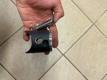Pistone+Scarico+Valvola secondaria Husqvarna SM125