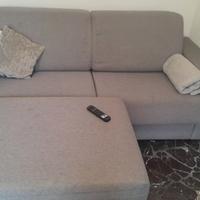 divano letto con pouf contenitore e porta cuscini