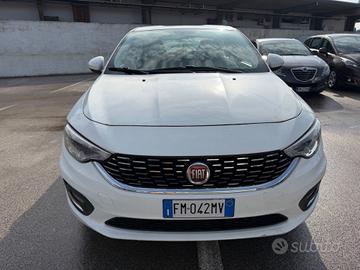 Fiat Tipo 1.3 Mjt 4 porte Lounge