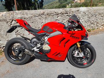 panigale v4s