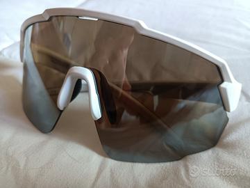 Occhiali da sole tecnici a mascherina marca KAYAK