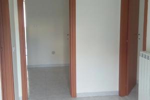 Appartamento CASORIA, zona stazione (SU STRADA)