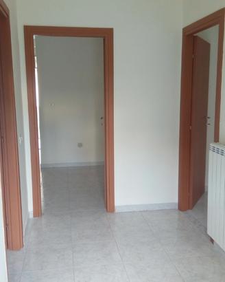 Appartamento CASORIA, zona stazione (SU STRADA)