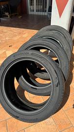 245/45 r18