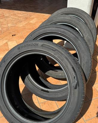 245/45 r18