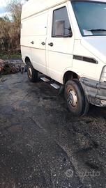 Ricambi per iveco 40E10W 4x4 diesel