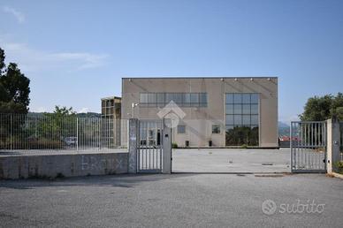 CAPANNONE A TORREGROTTA