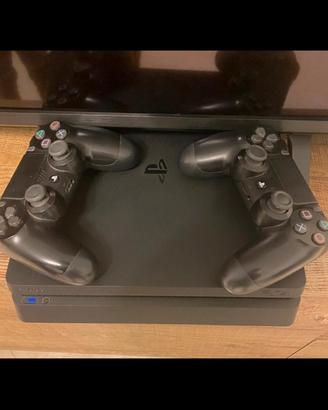 Ps4 slim 512gb perfettamente funzionante
