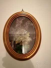 Cornici ovali con dipinto