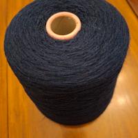 Pura lana vergine blu