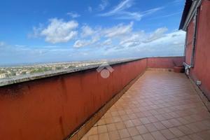 3 LOCALI A MARANO DI NAPOLI