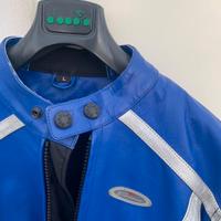 giubbotto moto in pelle con protezioni 