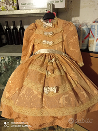 Abito d'epoca da bambina