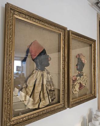 Due quadri profili orientalisti in cuoio e stoffa