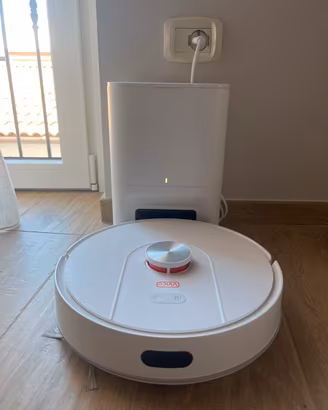 Robottino Vinco aspira e lava