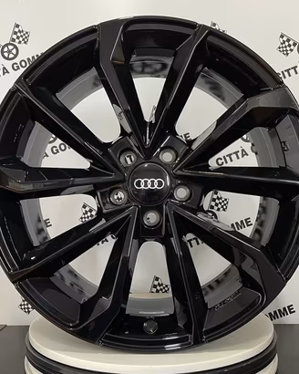 CERCHI IN LEGA AUDI A3 A4 A5 A6 Q2 Q3 Q5 Q8 TT 18