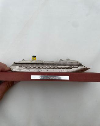 Modellino Costa CONCORDIA