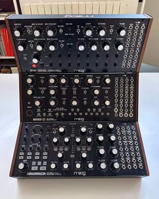 Synth Moog - Mother-32 + DFAM + Subharmon