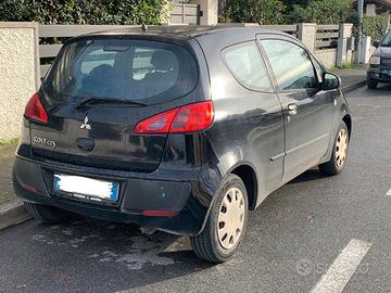 auto Mitsubishi Colt CZ3