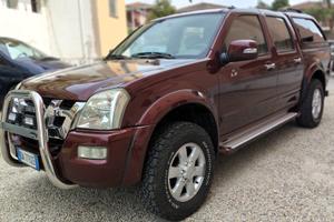 Isuzu D-Max 3.0 TD 4WD Aut e Gancio traino