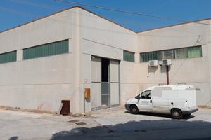 Capannone investimento