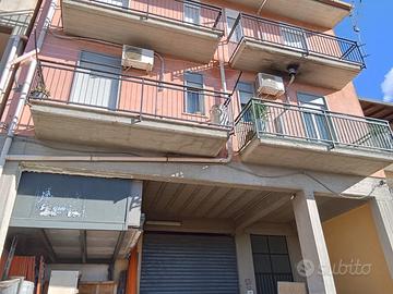 Trilocale alla luce con terrazzo e pannelli solari