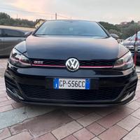Volkswagen Golf GTI Performance 2.0 245 CV TSI 5p.