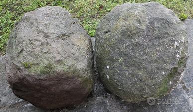 Antichi 2 proiettili da catapulta in pietra - 1300