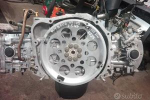 MOTORE SUBARU OUTBACK EJ25