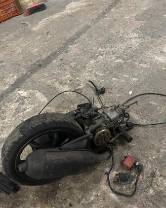 vari pezzi piaggio e minarelli