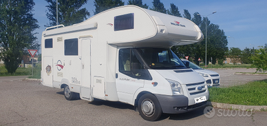 Camper auto-roller garage