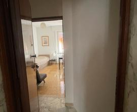 Stanza con Bagno e Ingresso Indipendente