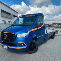 Mercedes Benz Carroattrezzi