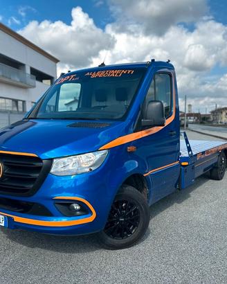 Mercedes Benz Carroattrezzi