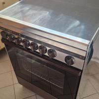 Cucina con forno ARISTON 60X60