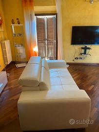 Soggiorno + Divani + Tavolino in vetro