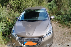 Peugeot 208 HDI Opel corsa CDTI 1300