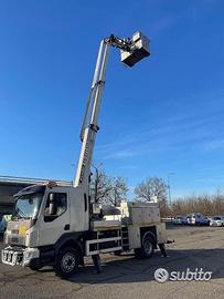 Piattaforma -PARI AL NUOVOO 30 MILA KM -OK PERMUTE