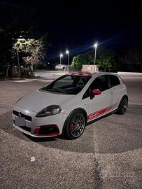 Grande punto Abarth supersport