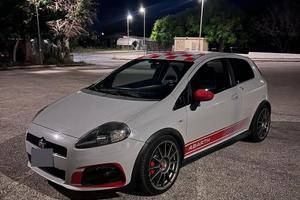 Grande punto Abarth supersport
