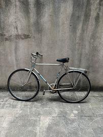 Bici da città con portapacchi