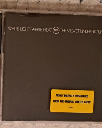 THE VELVET UNDERGROUND WHITE LIGHT WHITE HEAT CD